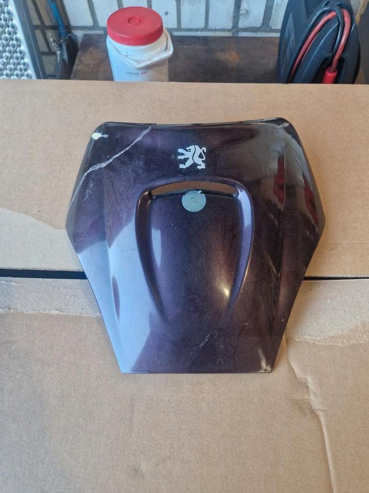 Voorkap peugeot vivacity oud model, Fietsen en Brommers, Brommeronderdelen | Scooters, Gebruikt, Peugeot, Kap, Ophalen