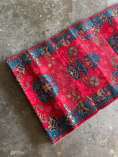 Rode traploper premium kwaliteit, Antiek en Kunst, Antiek | Kleden en Textiel, Ophalen