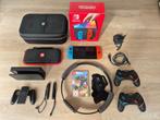 Nintendo Switch OLED met spel en veel accessoires te koop!, Switch OLED, Met 2 controllers, Ophalen of Verzenden, Zo goed als nieuw