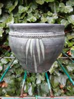 Bloempot groen 14 cm, Rond, Ophalen of Verzenden, Aardewerk, Minder dan 40 cm