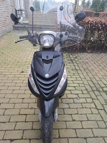 Piaggio zip SP 4t beschikbaar voor biedingen