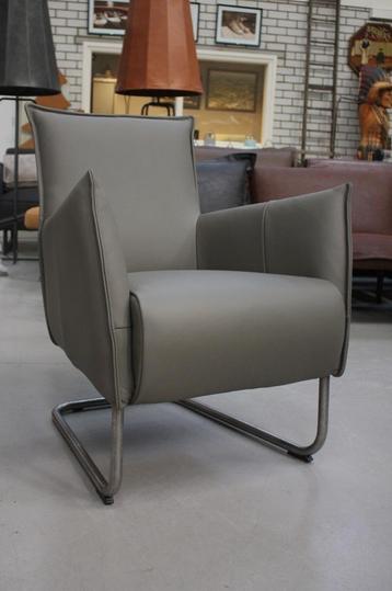 Luxe fauteuil Aron JESS metaal leer naturel sledestoel  beschikbaar voor biedingen