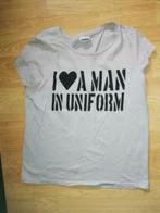 tshirt only tekst i love man in a uniform maat M, Ophalen of Verzenden, Zo goed als nieuw, Bruin, Korte mouw