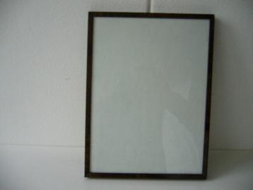 nr6 Fotolijst 18 x 24 met bruine kunststof omlijsting nieuw beschikbaar voor biedingen