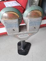 Leuke oude Dubbele parkeermeter uit België op standaard., Verzamelen, Automaten | Overige, Ophalen, Eu, Gebruikt, Eu