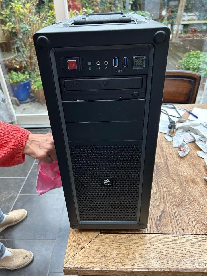 computer / spel computer, Computers en Software, Desktop Pc's, Gebruikt, Onbekend, Ophalen