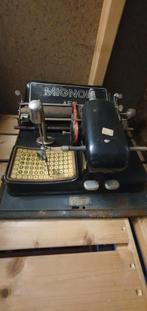 Antieke Mignon AEG Typemachine, Ophalen