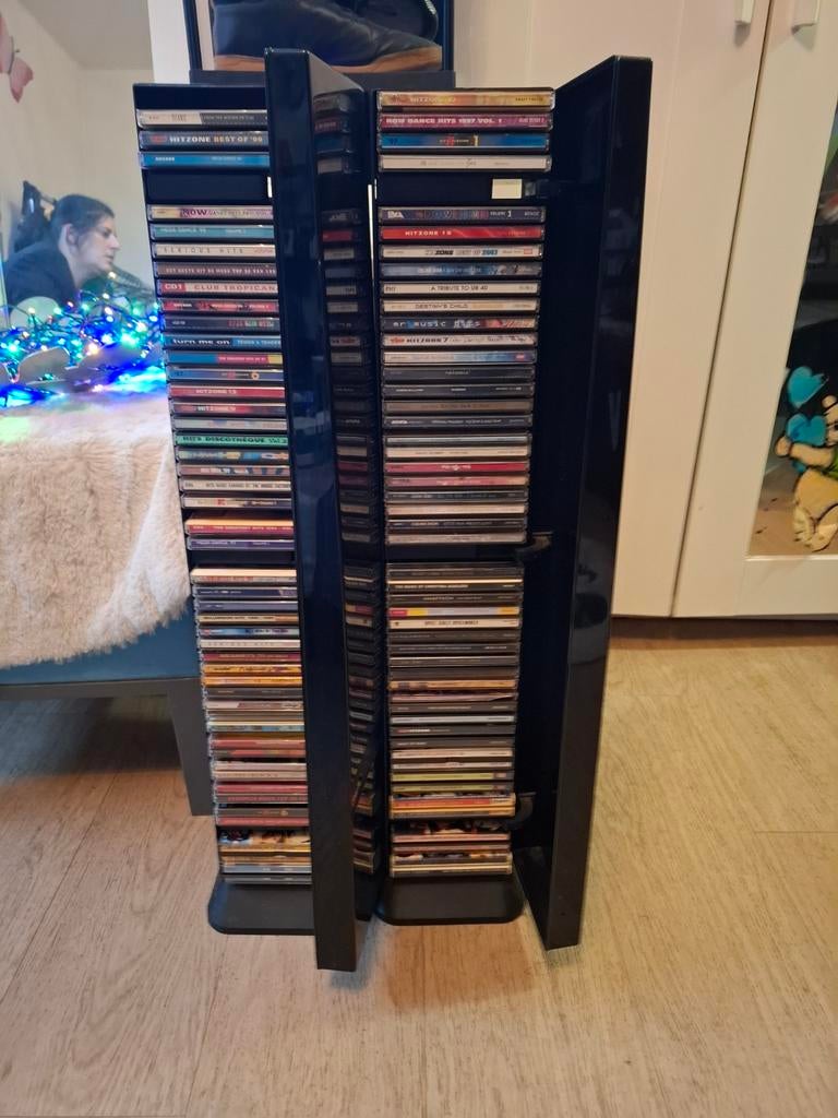 2 CD Rekken voor CD collectie, Huis en Inrichting, Woonaccessoires | Cd- en Dvd-rekken, Gebruikt, Cd's, 75 tot 150 discs, Hout