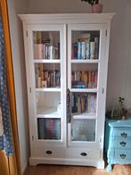 Massieve witte kast, Huis en Inrichting, Ophalen, Gebruikt, 25 tot 50 cm, Met deur(en)