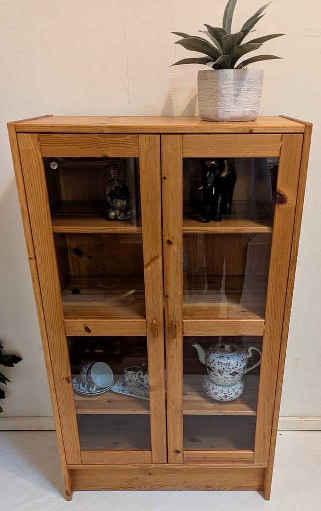 Grenen vitrinekast houten buffetkast showkast servieskast, Huis en Inrichting, Kasten | Vitrinekasten, Gebruikt, 25 tot 50 cm