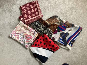 5x Sjaals in diverse kleuren beschikbaar voor biedingen