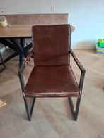 Eetkamerstoelen 4 stuks bruin, Ophalen, Gebruikt, Bruin, Metaal