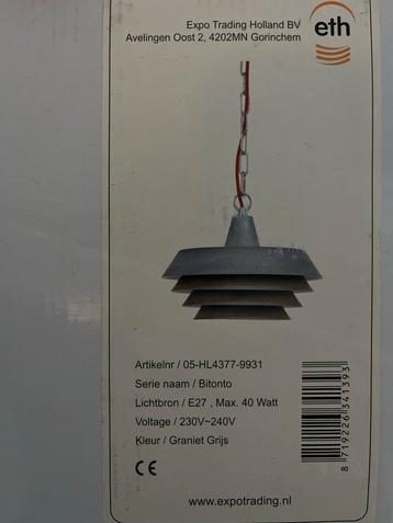 Industriële Hanglamp metaal- Nieuw in Doos beschikbaar voor biedingen