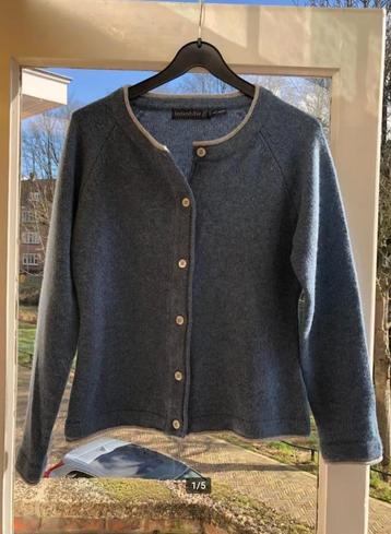 IrelandsEye mooi blauw vest mt S (M) ZGAN wol/cashmere nwst beschikbaar voor biedingen