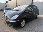 Citroen Xsara Picasso 2.0i-16V Attraction Automaat, Auto's, Citroën, 65 €/maand, 136 pk, 4 cilinders, 700 kg