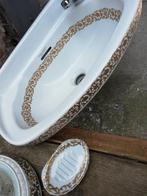 Kleine wastafel, groot fonteintje prachtig goudkleurig decor, Ophalen