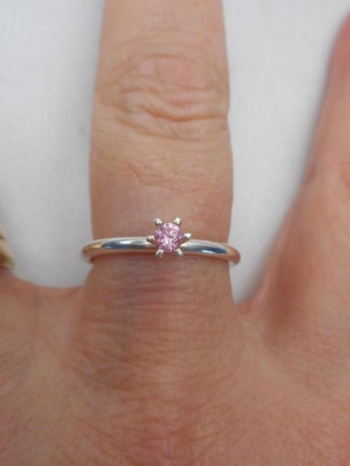 Zilveren stapelring met steentje maat ruim 17.25 nr.925, Sieraden, Tassen en Uiterlijk, Ringen, Zo goed als nieuw, Dame, 17 tot 18