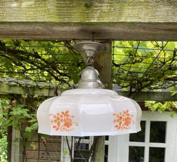 Leuke Brocante Lamp - vintage landelijk art deco antiek beschikbaar voor biedingen