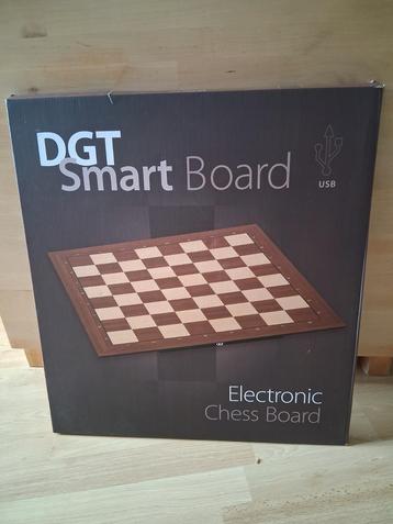 DGT Smart Board Elektronisch Schaakbord + Stukken beschikbaar voor biedingen