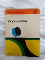 Jeugdvoetbal, Ophalen of Verzenden, Zo goed als nieuw, Overige binnenlandse clubs, Boek of Tijdschrift