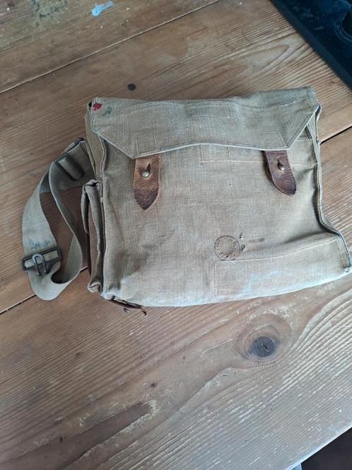 Gasmaskertas beredenen + Gasmasker + Oogzalf, Verzamelen, Militaria | Algemeen, Landmacht, Overige typen, Nederland, Ophalen of Verzenden