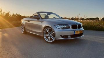 BMW 1-Serie 2.0 118I Cabrio 2008 Grijs beschikbaar voor biedingen