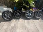 Winterbanden 17 inch Ford Focus IV st-line, Auto-onderdelen, Banden en Velgen, Ophalen, Banden en Velgen, 17 inch, Winterbanden