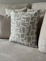 Luxe handgemaakte kussens en poefs, Ophalen of Verzenden, Zo goed als nieuw, Vierkant