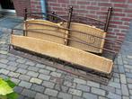 Romantisch smeedijzeren bed met rotan, Huis en Inrichting, Slaapkamer | Bedden, Ophalen, Overige materialen, 90 cm, Eenpersoons