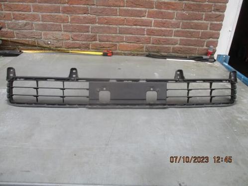 GRILLE, RADIATOR,  toyota landcruiser  type LC 200, Auto-onderdelen, Overige Auto-onderdelen, Toyota, Gebruikt, Ophalen of Verzenden