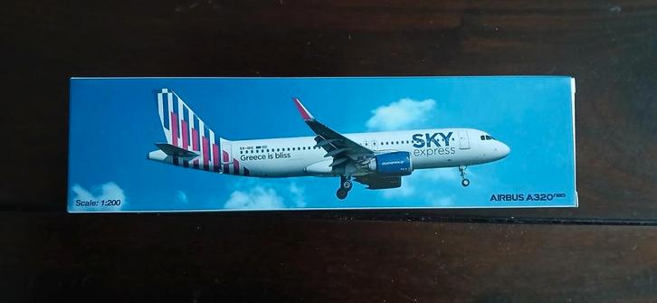 AIRBUS A320NEO Sky Express 1:200 Nieuw, Hobby en Vrije tijd, Modelbouw | Auto's en Voertuigen, Nieuw, Overige typen, 1:50 of kleiner