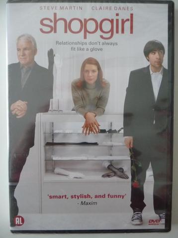 19S: Shopgirl (in plastic) beschikbaar voor biedingen