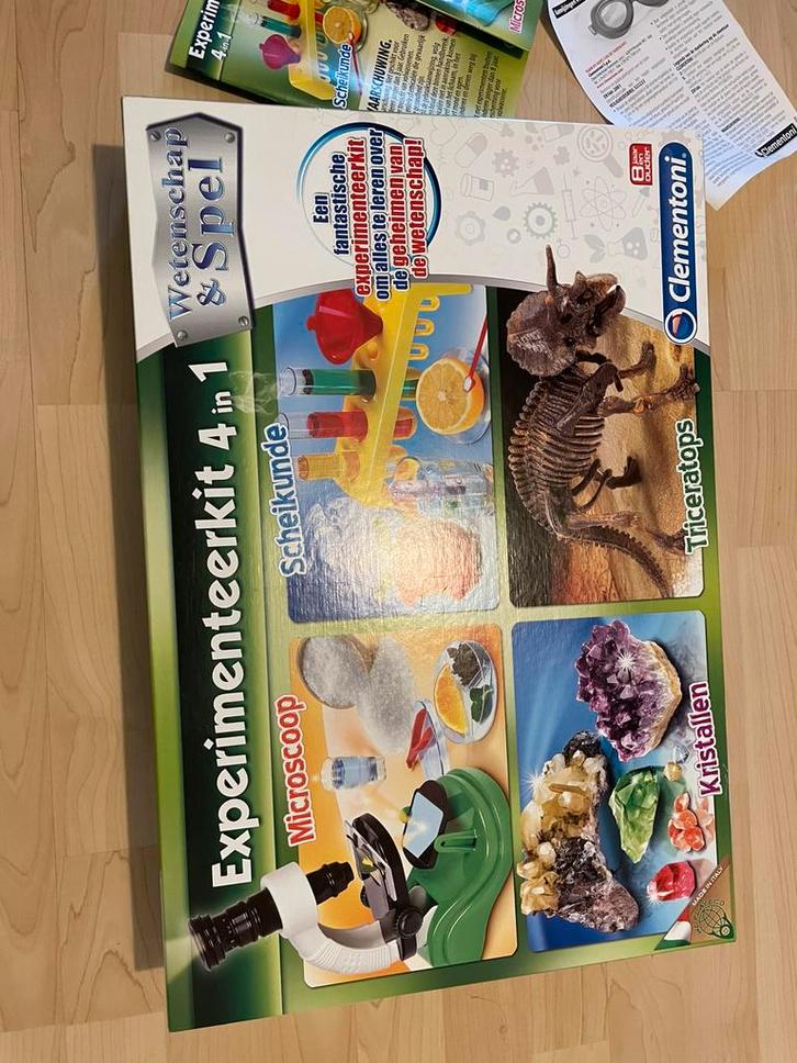 Experimenteer kit 4 in 1 wetenschap & spel, Kinderen en Baby's, Speelgoed | Educatief en Creatief, Gebruikt, Ophalen of Verzenden