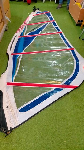 gebruikte Tiki Wanna Sails 3,7 m2 v.a. €150,-- beschikbaar voor biedingen