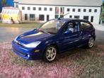 1:24 Ford Focus Mk.1 SVT - Maisto, Hobby en Vrije tijd, Modelauto's | 1:24, Ophalen of Verzenden, Nieuw, Maisto