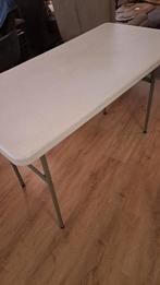 Campingtafel - Ideaal voor buitende!, Ophalen of Verzenden, Gebruikt