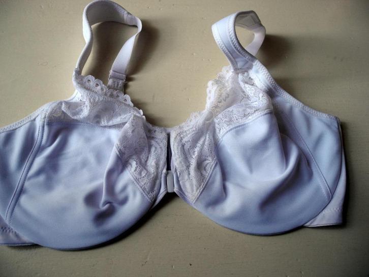 Glamorise beha wit maat 95E met voorsluiting, Kleding | Dames, Ondergoed en Lingerie, BH, Wit, Ophalen of Verzenden