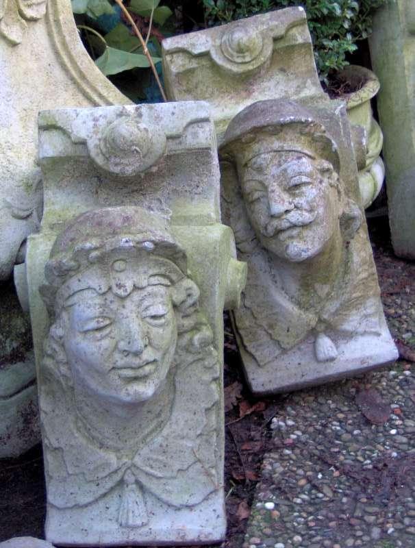 Gevelsteen console Antiek model "De Evenaar" Eemnes, Tuin en Terras, Tuinbeelden, Gebruikt, Overige typen, Steen, Ophalen of Verzenden