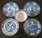 4 sierborden en 1 schaal van Societe Ceramique Meastrich, Antiek en Kunst, Antiek | Keramiek en Aardewerk, Ophalen
