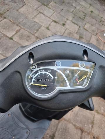 Sym scooter te koop beschikbaar voor biedingen
