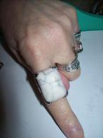 Ring Zilverkleur Mooie Witte Marmer Steen Verstelbaar, Sieraden, Tassen en Uiterlijk, Ringen, Overige materialen, Verzenden, Nieuw