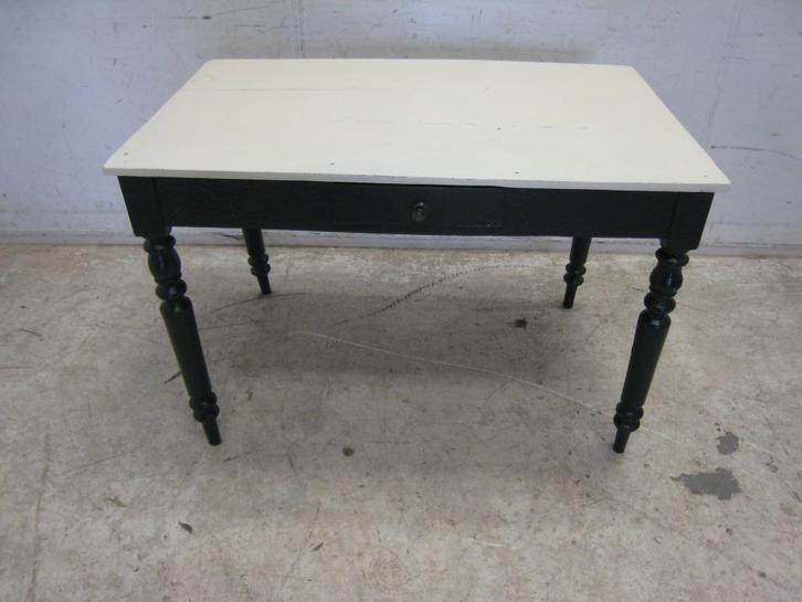Brocante eettafel met laatje, hoog 73, breed 108, diep 68, Huis en Inrichting, Tafelonderdelen, Gebruikt