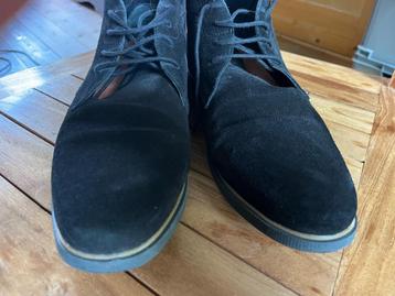 MANFIELD SUEDE ZWART MAAT 43 beschikbaar voor biedingen
