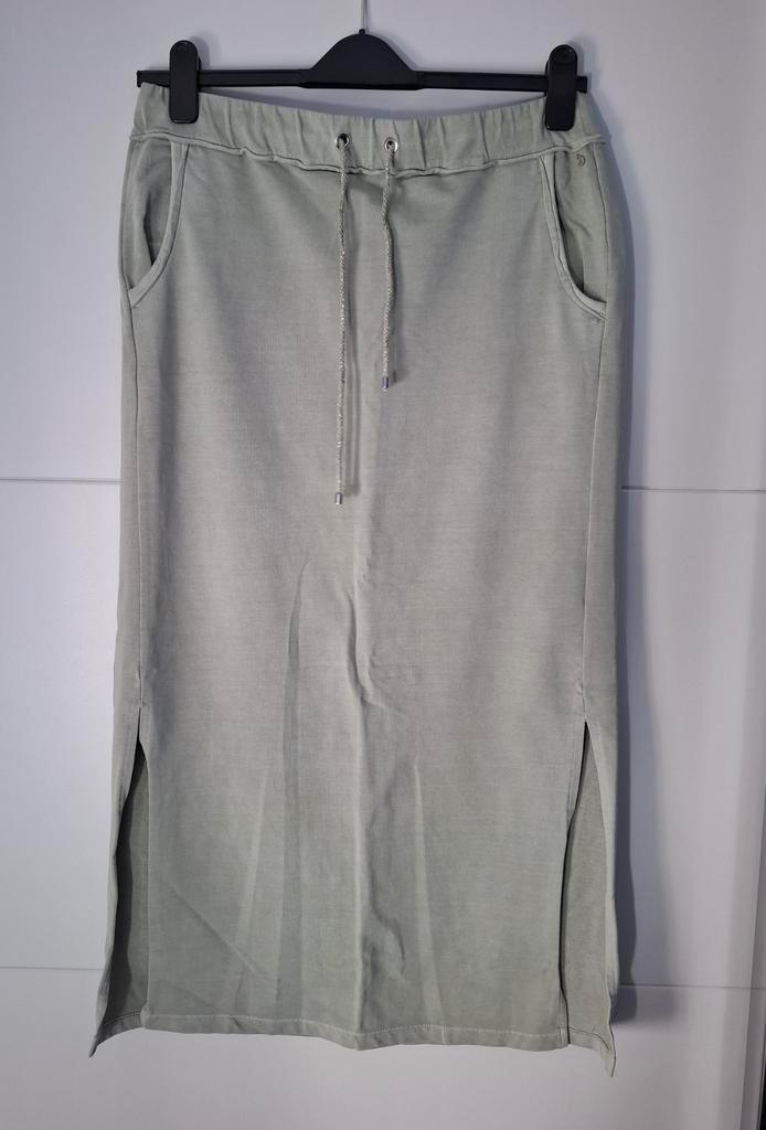 Lange rok in sage groene stretchstof Tramontana maat L 40/42, Kleding | Dames, Rokken, Zo goed als nieuw, Maat 42/44 (L), Groen