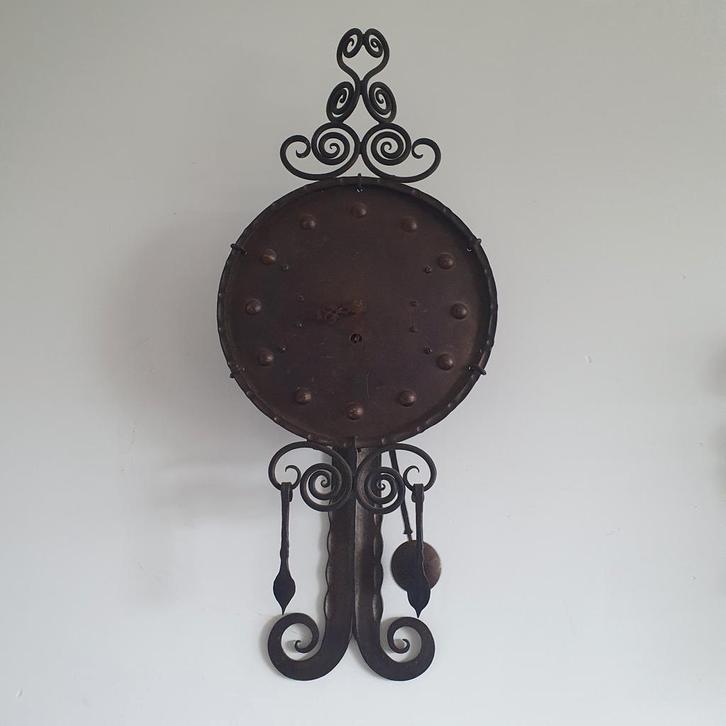 Fraaie handgesmede Amsterdamse school klok. Winkelman?, Antiek en Kunst, Antiek | Klokken, Ophalen of Verzenden