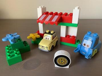 Duplo 5818 - Disney Cars | Luigi & Guido beschikbaar voor biedingen