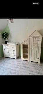 Moet weg !! Strandhuis kast en commode babykamer kinderkamer, Ophalen, Zo goed als nieuw, Jongetje of Meisje