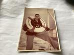 Vintage Foto: Man met reddingsboei 's Gravenhage' Ned Indië, Gebruikt, Foto, Ophalen of Verzenden, 1940 tot 1960