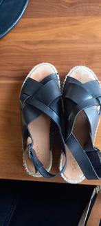 Via vai  open schoenen maat 39, Kleding | Dames, Schoenen, Ophalen of Verzenden, Zo goed als nieuw, Sneakers of Gympen