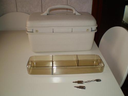 Beautycase van Samsonite met inzetvak en stoffen binnenvakke, Sieraden, Tassen en Uiterlijk, Beautycases, Zo goed als nieuw, Hardcase